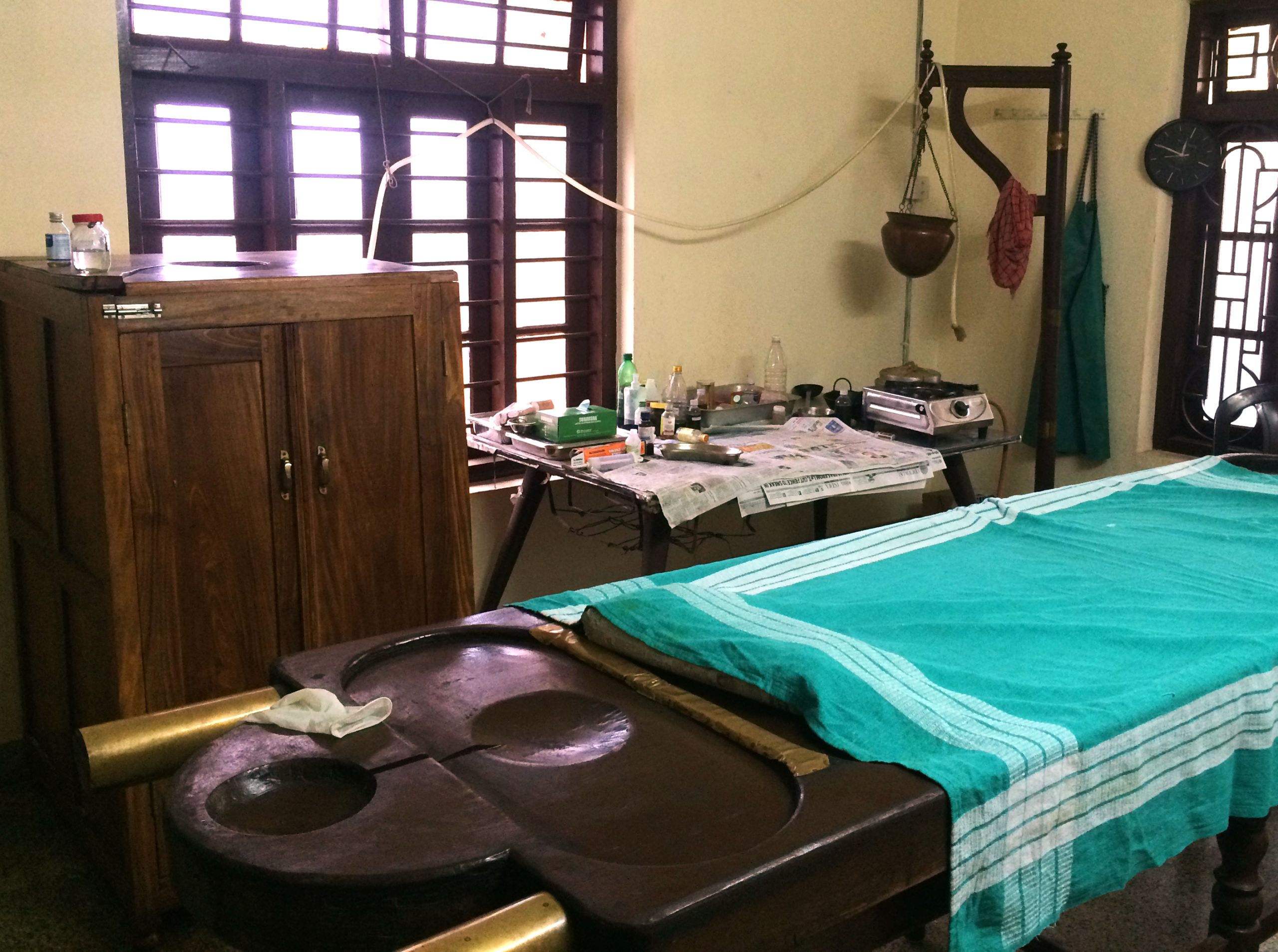 Bed inside an Indian clinic